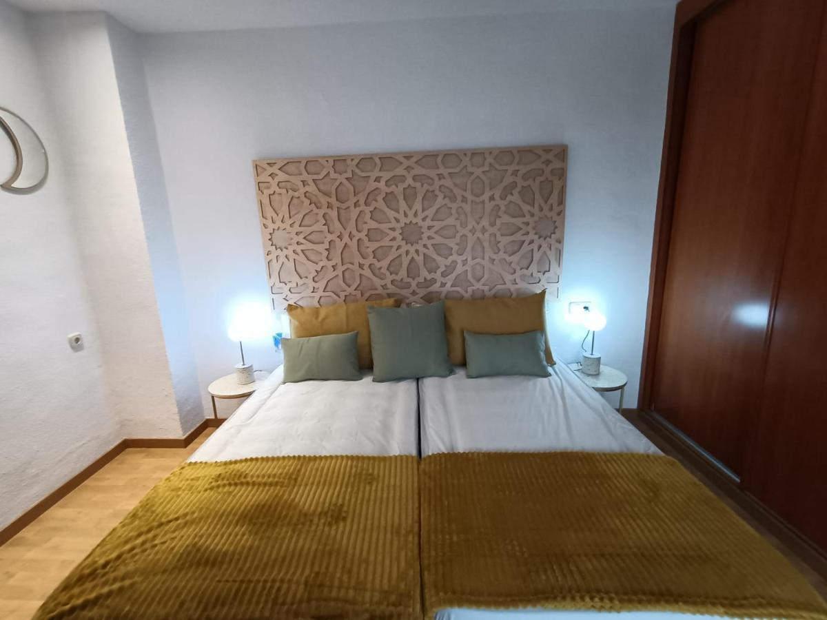 Apartamentos Alma Гранада Номер фото