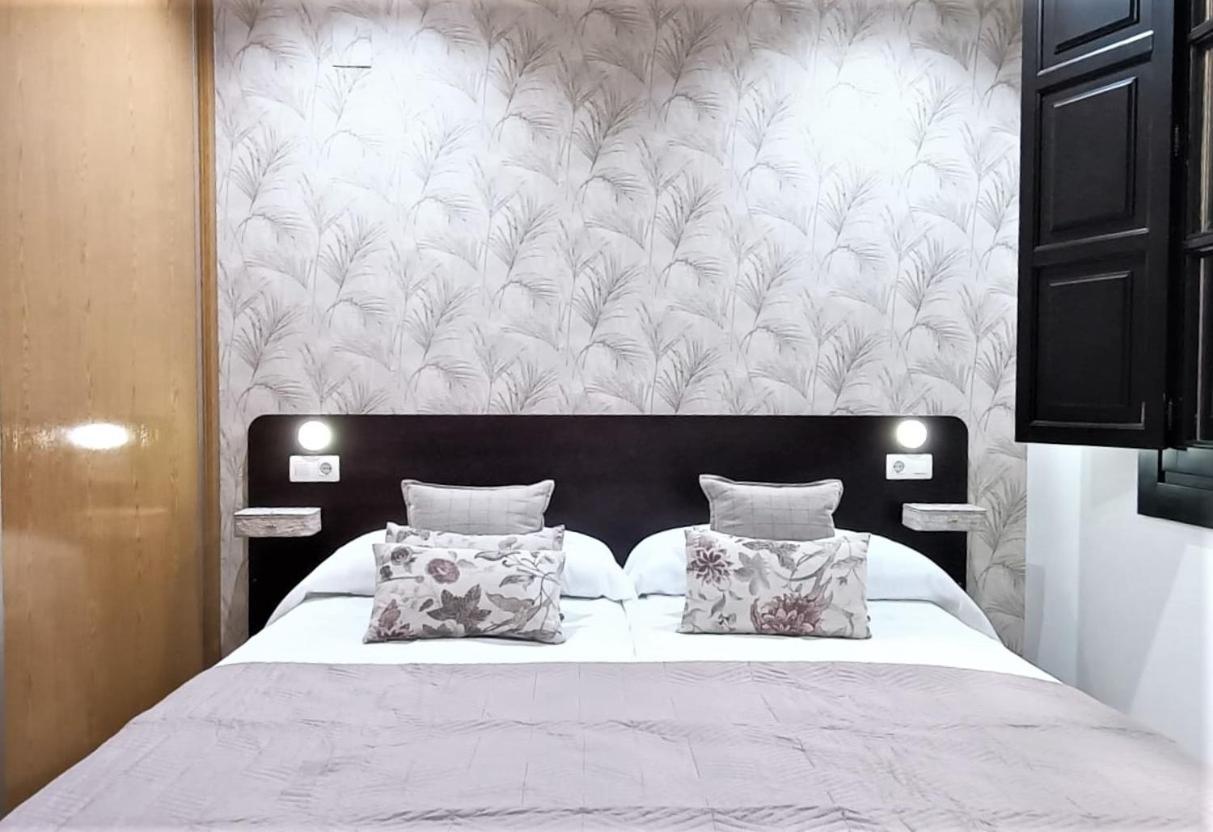 Apartamentos Alma Гранада Экстерьер фото
